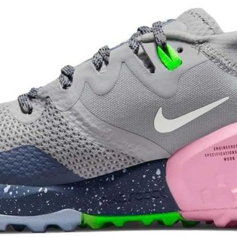 NWOB Nike Wildhorse 7 Women's Size 6 MSRP $200